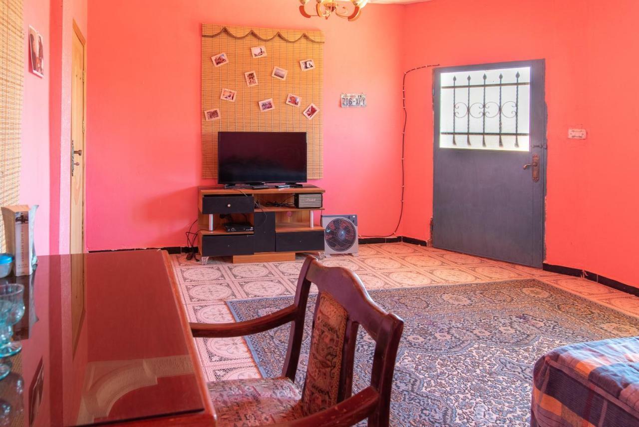 와디무사 Bedouin Pink Ecohouse B&B 외부 사진