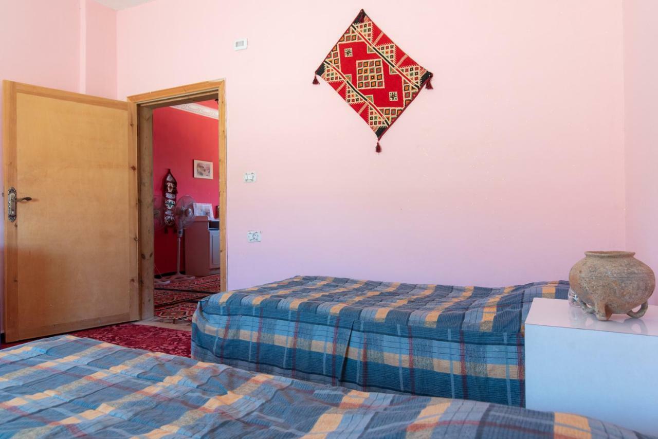 와디무사 Bedouin Pink Ecohouse B&B 외부 사진
